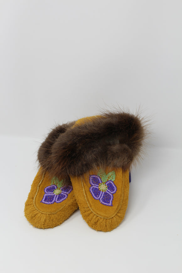 Size 5 Woman's Beaded Moccasin